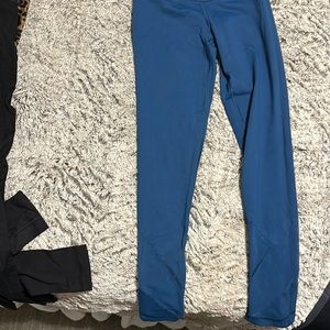 NWOT Victoria’s Secret teal Knockout Leggings XS